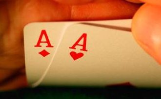Il check-raise nel poker: quando e come utilizzarlo